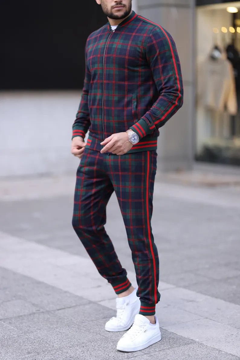 The gentlemen tracksuit.